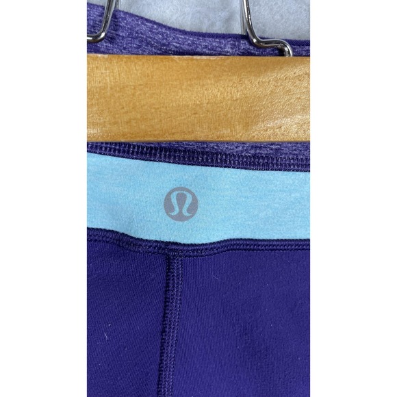 Lululemon Shorts Womens Small Purple‎ Blue Boogie Short Yoga Compression Workout - Picture 6 of 7